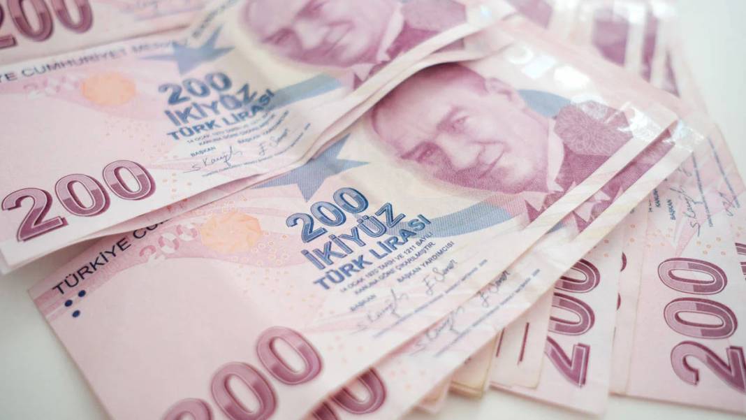 6 yıl erken emeklilik şansı ayağınıza geldi. Sigorta başlangıcını 2.760 gün geriye çekmek mümkün. 1